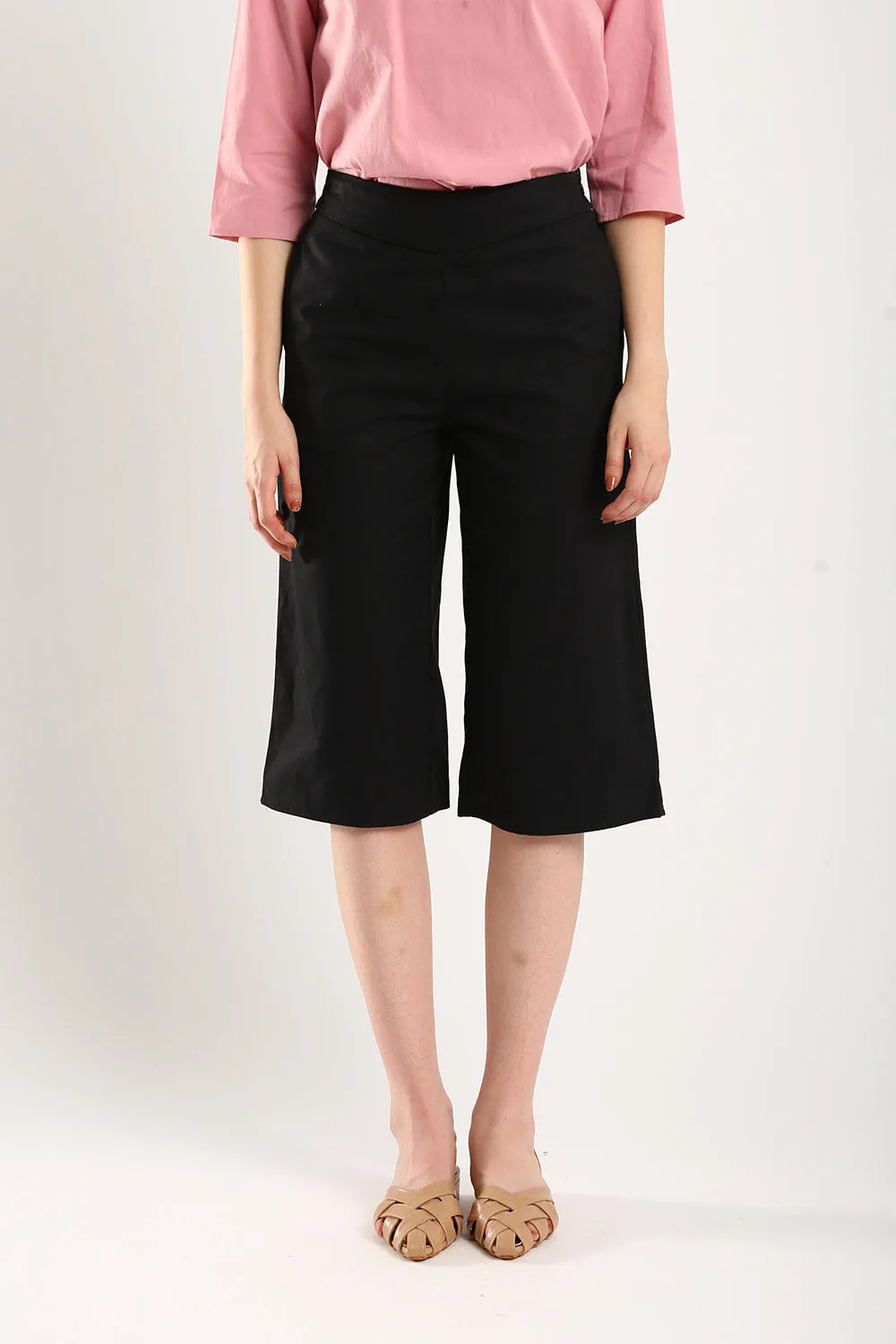 Classic Cotton Culottes in Black